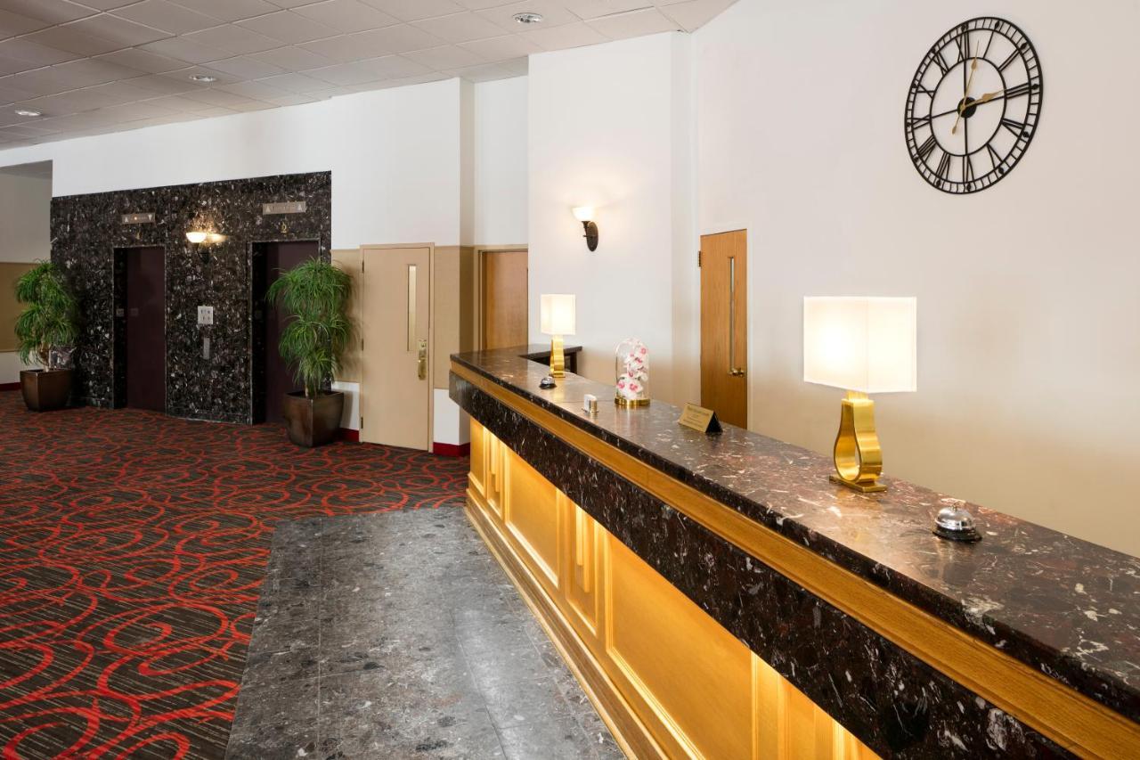 Hotels Gouverneur Montreal - Ile Charron بوشيفيل المظهر الخارجي الصورة