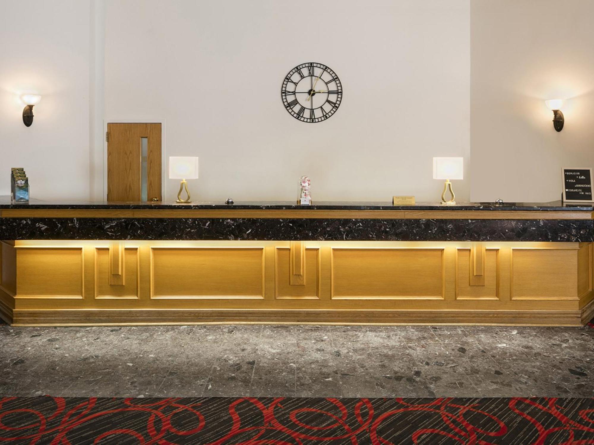 Hotels Gouverneur Montreal - Ile Charron بوشيفيل المظهر الخارجي الصورة